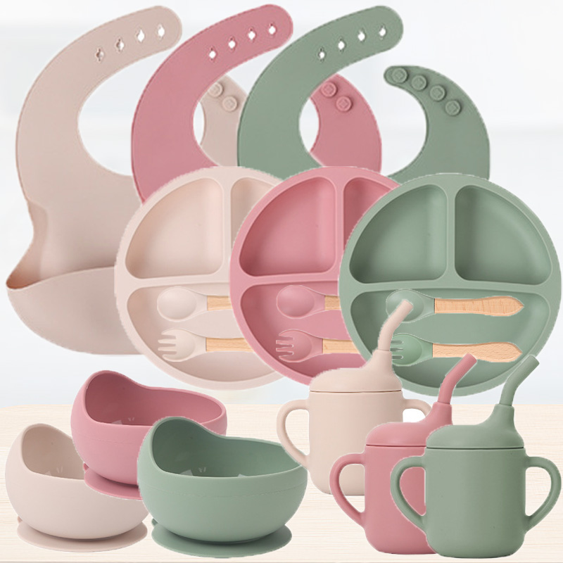 Weaning Spoon Set - طقم أدوات مائدة للأطفال من السيليكون