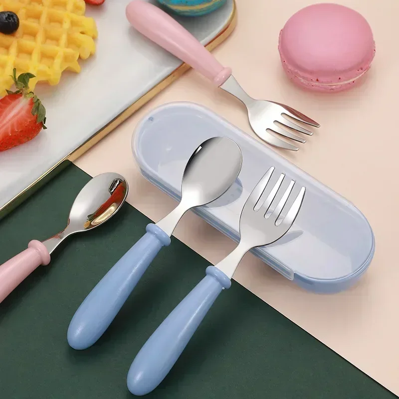 مجموعة أدوات تغذية الأطفال من  - مراجعة Baby Food Dispensing Spoon وسعره