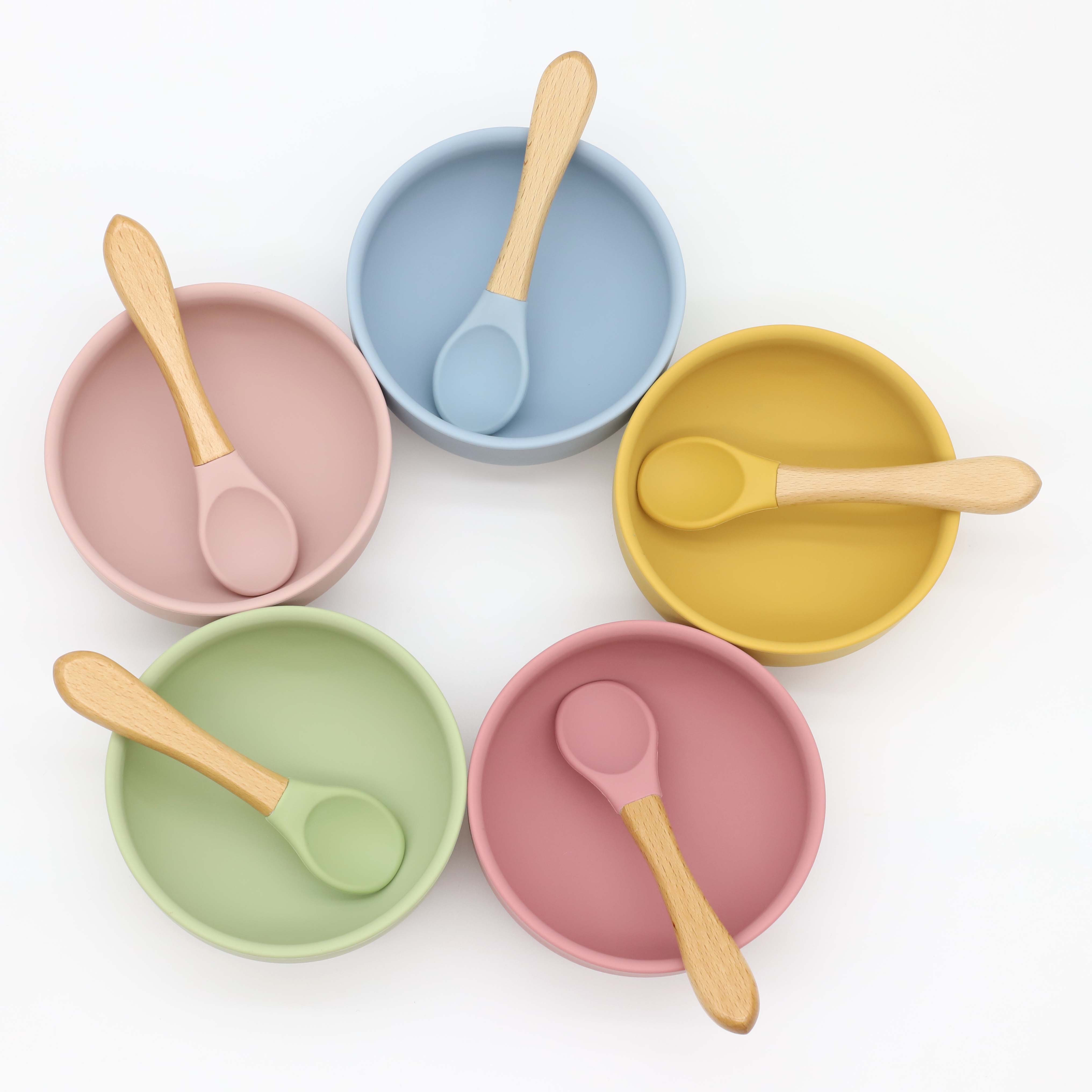 وعاء سيليكون مع كوب شفط، ملعقة - مراجعة Baby Food Dispensing Spoon وسعره